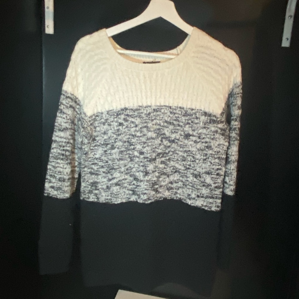 Long sleeve - Picture 1 of 1